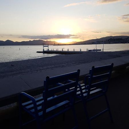 ++++ Renovated Cosy 50M2 Sunny Flat / Balcony / Close To Beach And To The Palais Des Festivals ++++ Cannes Luaran gambar